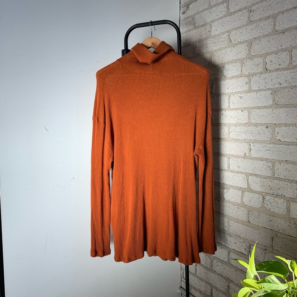 COPY - Reformation Tencel Long Turtleneck Sweater - Picture 5 of 6